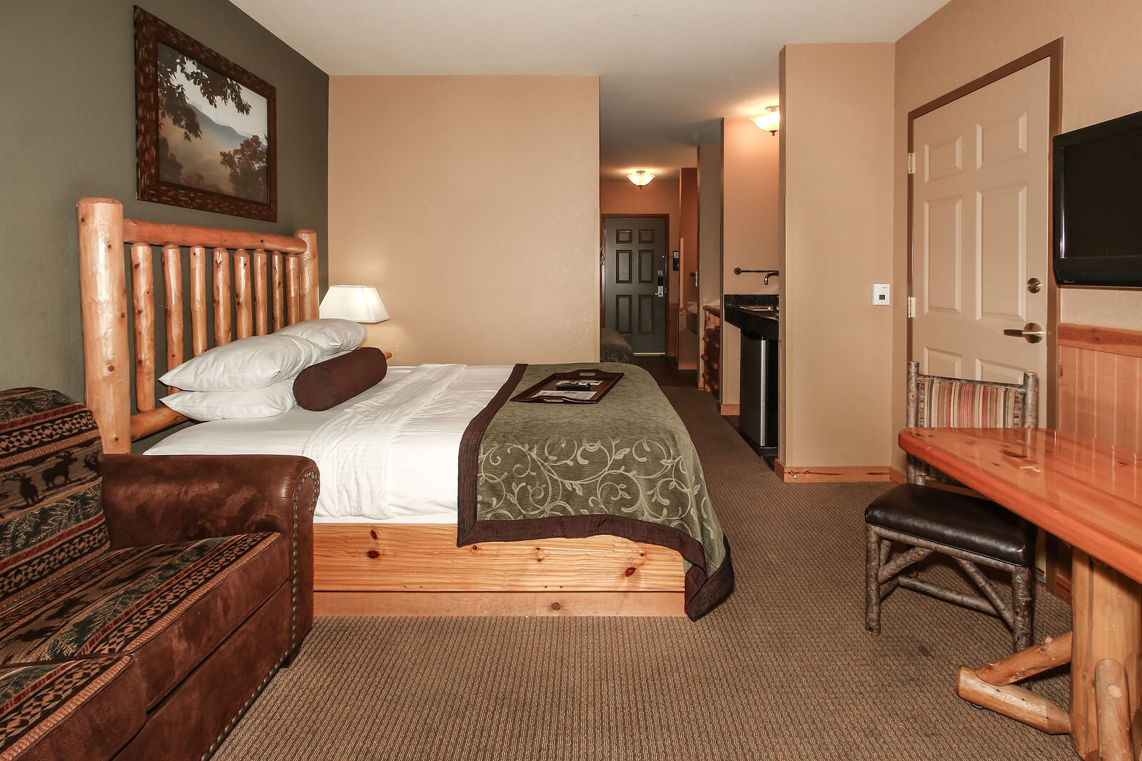 One Bedroom Deluxe Condo Suite Wilderness at the Smokies