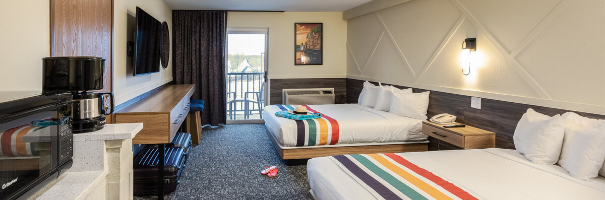 Double Queen with Balcony