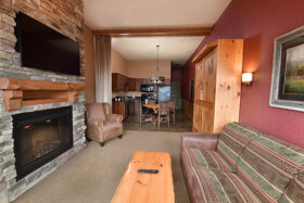 living room in river lodge suite