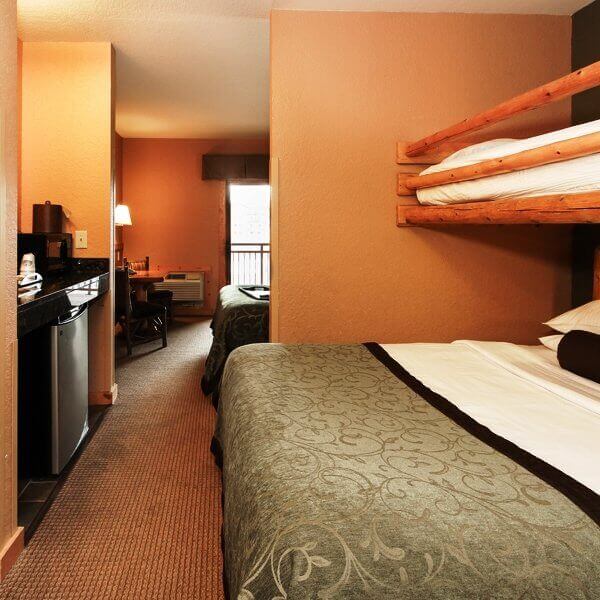 2 Bedroom Fireplace Condo Suite Wilderness at the Smokies